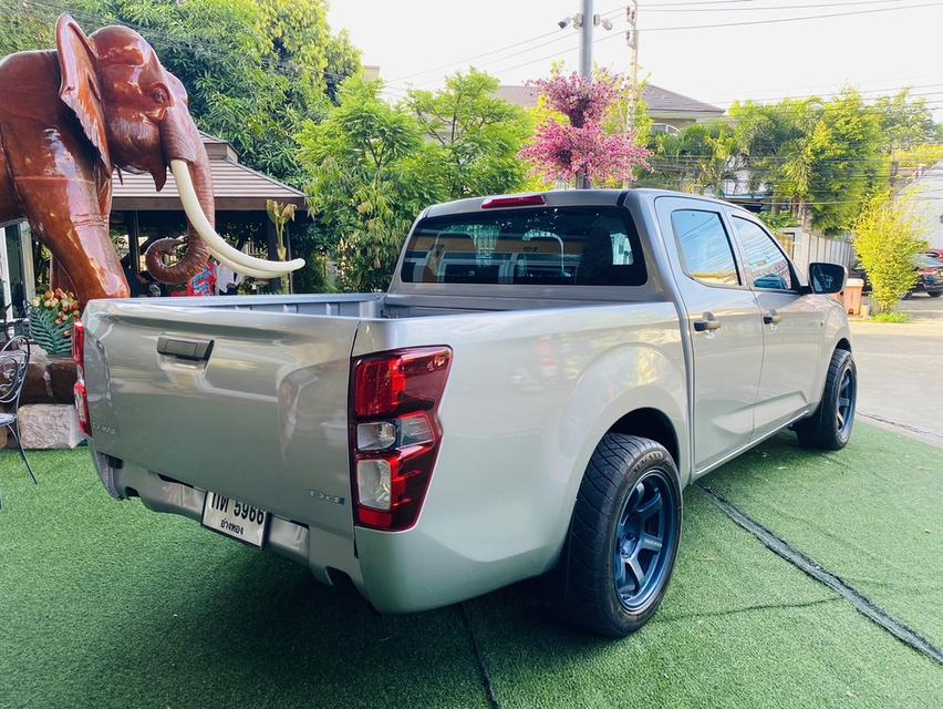 ISUZU D-MAX รุ่นCAB 4 ตัวS เครื่อง1.9cc.เกียร์AUTO ปี 2023 5