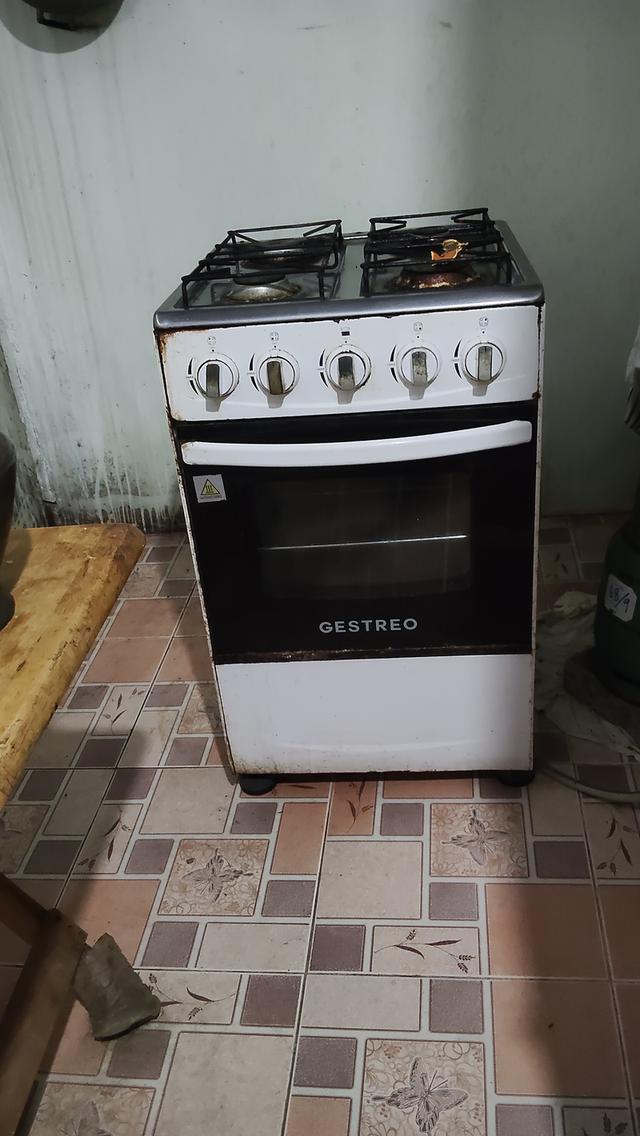 บ้านทาวน์เฮ้าส์2ชั้น3ห้องนอน2ห้องนำ้ขายตามสภาพที่อยู่ถนนเพารักษ์ตตลาดหนามแดงสมุทรปราการ 4