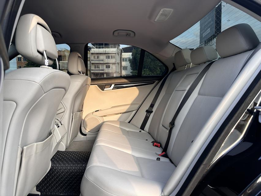 รหัสรถ PAT1244 Benz C200 1.8 CGI Blue Efficiency Amg (W204) 2012 14