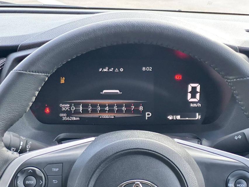TOYOTA YARIS ATIV 1.2 PREMIUM เกียร์  Auto สีเทา ปี 2022 14