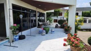 ขายบ้านพร้อมที่ดิน 550 ตารางวา ทำเลทองใกล้ถนนเพชรเกษมซอยหมอศรีใกล้โรงเรียนยอแซฟ 9