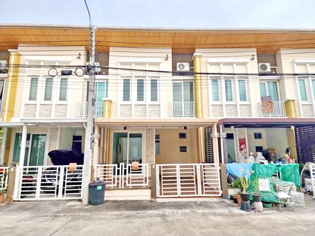 สนามบินสุวรรณภูมิ 6.9 กม. ทาวน์โฮม 2 ชั้น เฉลิมพระเกียรติ ร. 9 ซอย 30 ประเวศ 19 ตร.วา 3นอน 2น้ำ 99ตรม. สวนหลวง ร. ๙ 4 กม