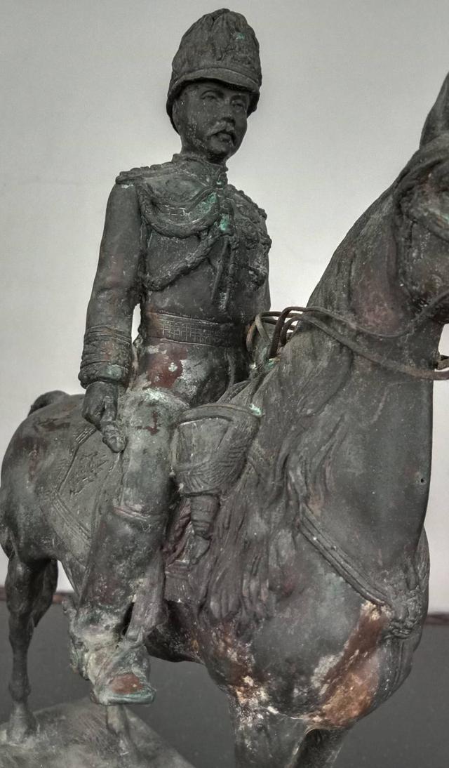 592.พระบรมรูปหล่อในหลวงรัชกาลที่ 5 พระบาทสมเด็จพระปรมินทรมหาจุฬาลงกรณ์ พระจุลจอมเกล้าเจ้าอยู่หัวทรงม้า(พระบรมรูปทรงม้า) 9