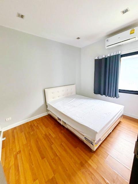 ขาย-เช่าทาวน์โฮม 3 ชั้น รร.สตรีวิทยา2 1.2กม. 4นอน MRTโชคชัย4 3.1กม.หลังมุม 25ตร.วา. 300 ตร.ม. 4 น้ำถ.นาควินาส 4