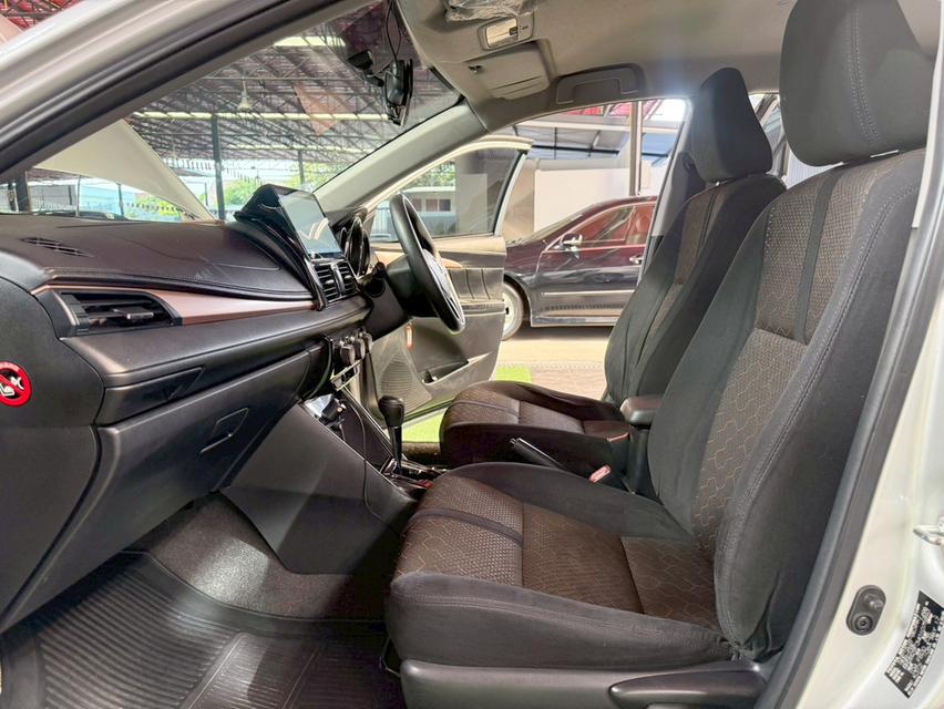 TOYOTA VIOS 1.5 E ปี 2017 10