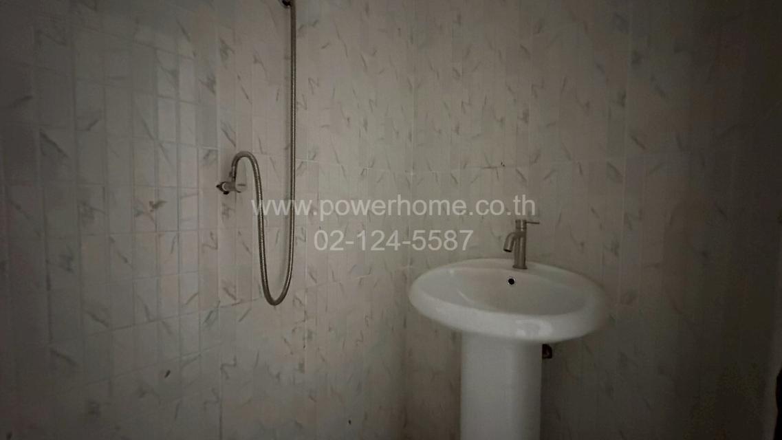 หมู่บ้านอู่ทองเพลส 2 ซอย 1/8 ถนน ลำลูกกา ต.คูคต อ.ลำลูกกา จ. ปทุมธานี 8