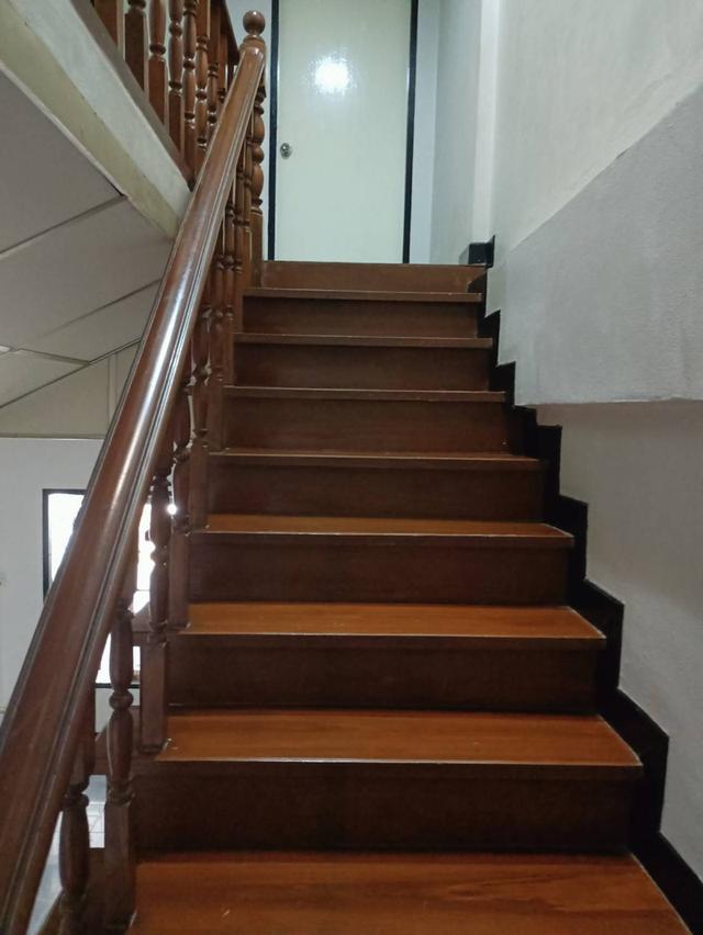 บ้านทาวเฮ้าส์ 2 ชั้น หมู่บ้านเจ้าพระยา8 6