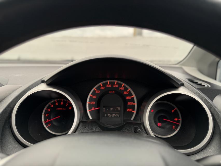 HONDA JAZZ GE 2009 AUTO IVTEC 9
