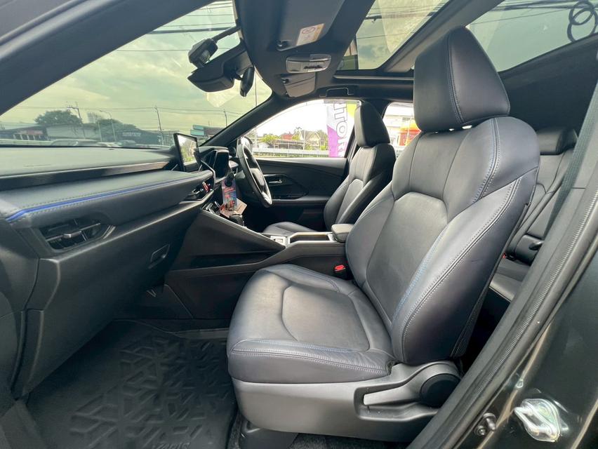 ปี 2023 TOYOTA YARIS CROSS, 1.5 HEV PREMIUM LUXURY มือเดียวป้ายแดง 10