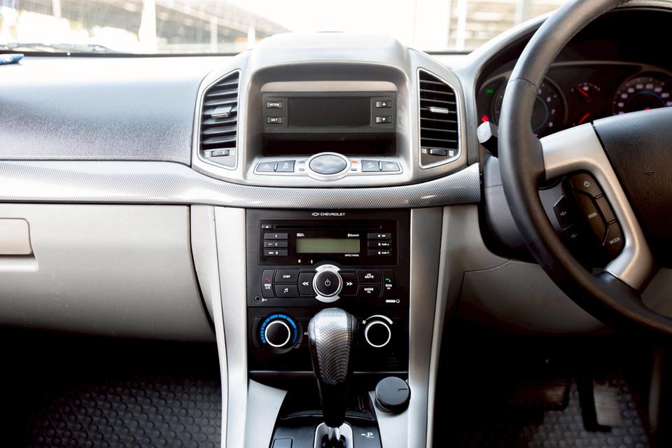 CHEVROLET Captiva 2.4 LT AWD ปี 2012 เกียร์ออโต้ สีขาว Suv 7 ที่นั่ง รูปที่ 16