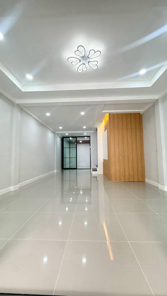 หมู่บ้านพระปิ่น3 บางใหญ่ ทาวน์เฮาส์ 2 ชั้น ตกแต่งใหม่ ใกล้ทางด่วน 7