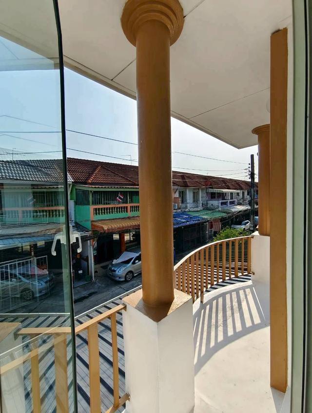 หมู่บ้านบัวทอง4  (คุณาภัทร) ถนนบ้านกล้วย-ไทรน้อยบางบัวทองทาวน์เฮ้าส์ 2 ชั้น รีโนเวทใหม่ พร้อมอยู่ ทำเลดี บ้านกล้วย–ไทรน้อย เดินทางสะดวก 19