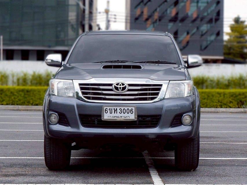 รหัสรถ QT3006 Toyota Vigo 2.5 E Prerunner Double Cab เกียร์ Auto VN Turbo สีเทา ปี2013 2