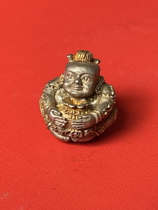 ลูกอม กุมารทองรับทรัพย์