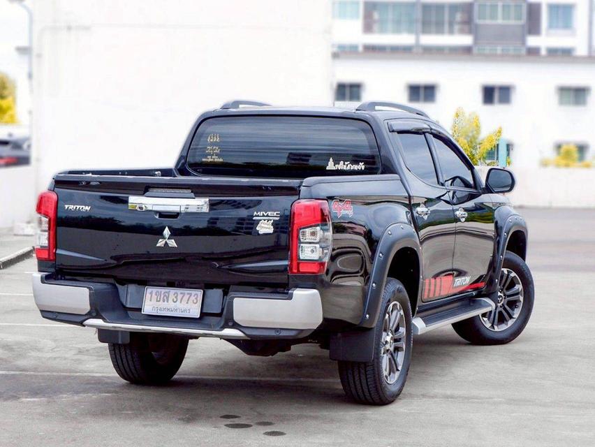MITSUBISHI TRITON 2.4 GT PLUS PREMIUM 4WD AT สีดำ ปี 2020 10
