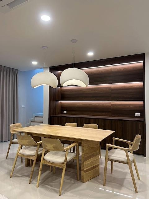 MHR91 ที่สุดแห่งความเป็นส่วนตัว! เช่า/ขายบ้านหรู Centro บางนา ซอยไพรเวทเพียง 4 หลัง ติด Mega Bangna พื้นที่ 303 ตร.ม. ตกแต่งครบพร้อมอยู่ 3