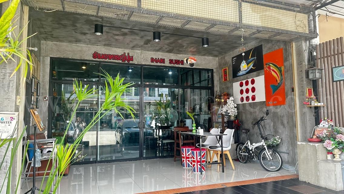 อาคารพาณิชย์ 3 ชั้น ไอลีฟ ทาวน์ ลำลูกกา คลอง 3 ถูกสุดในโครงการ