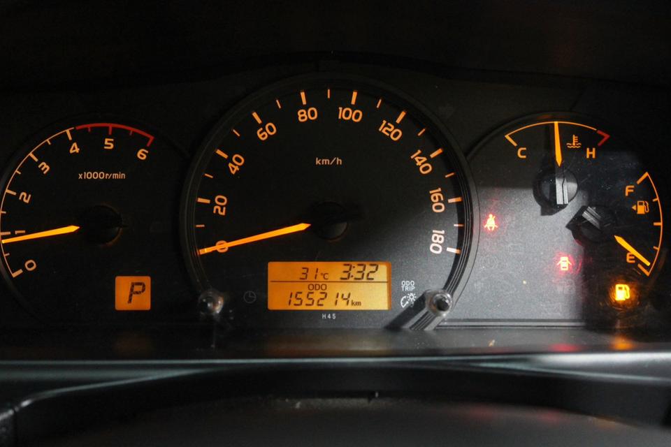 รหัสรถ JRS8997 TOYOTA COMMUTER 3.0 AT 2016 12