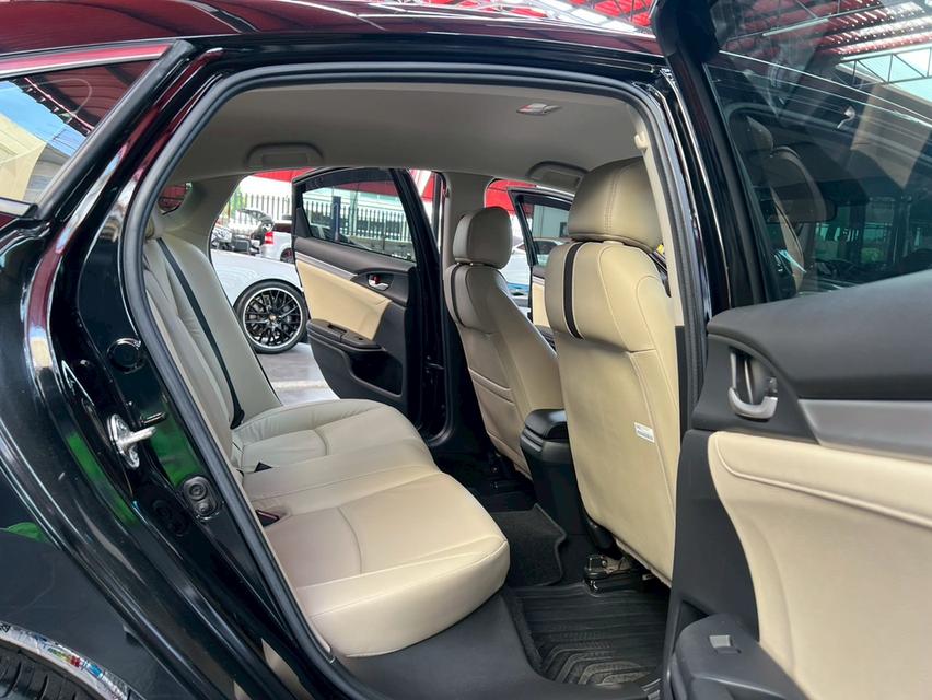 HONDA CIVIC FC 1.8 EL i-VTEC ปี 2019 8