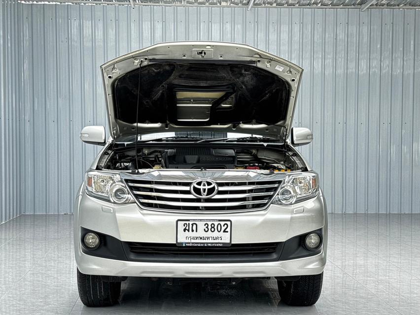 Toyota Fortuner 3.0V D4D VN TURBO 4WD ดีเซล เกียร์ออโต  ปี2012 4