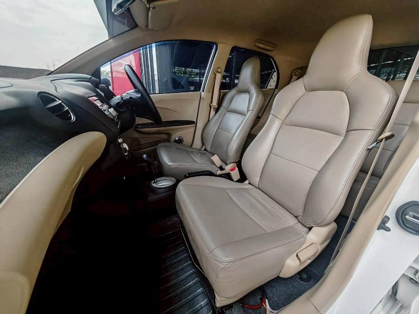 2014 HONDA BRIO 1.2V 9