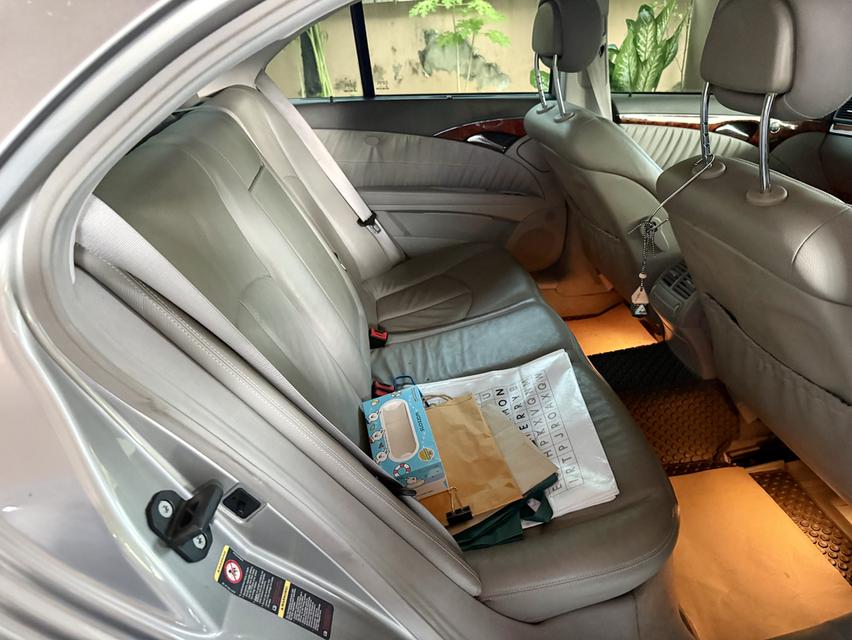 Mercedes-Benz E220 CDI 2005 รูปที่ 7