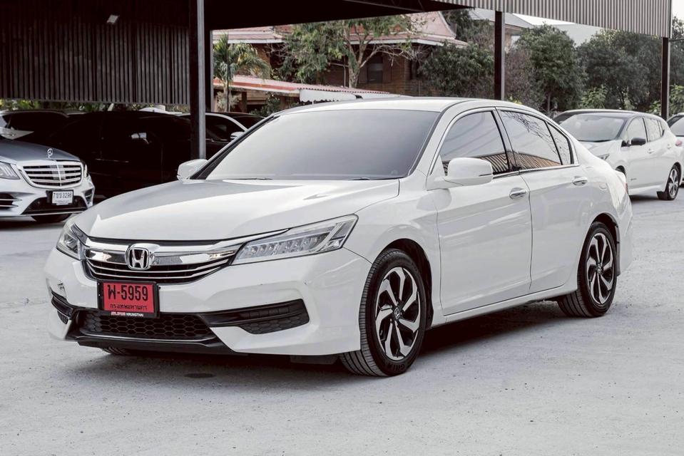 รหัสรถ 67GG7687 Honda Accord 2.0E ปี 2018