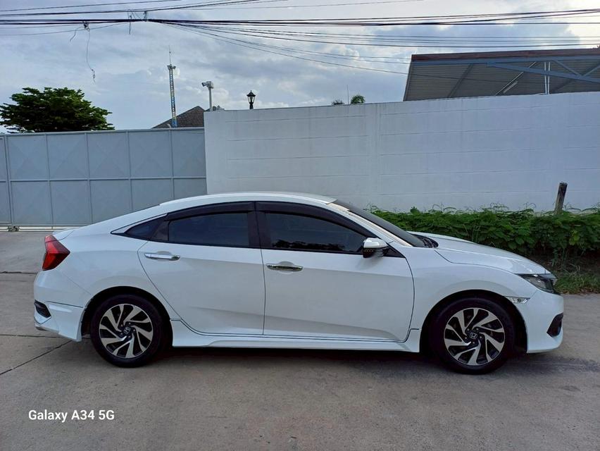 Honda Civic FC 1.8 EL i-VTEC ปี2017