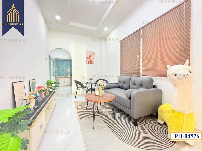 ขายบ้านแฝด อมรทรัพย์  เลียบวารี โคกแฝด หนองจอก แต่งใหม่พร้อมอยู่ 4