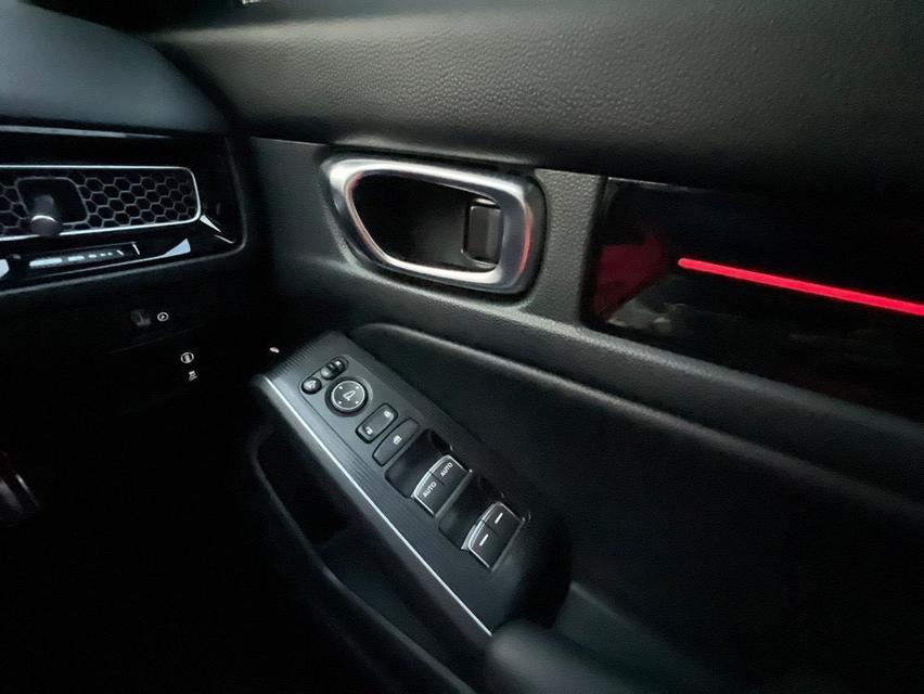 Honda Civic FE 1.5RS ปี22 รูปที่ 12