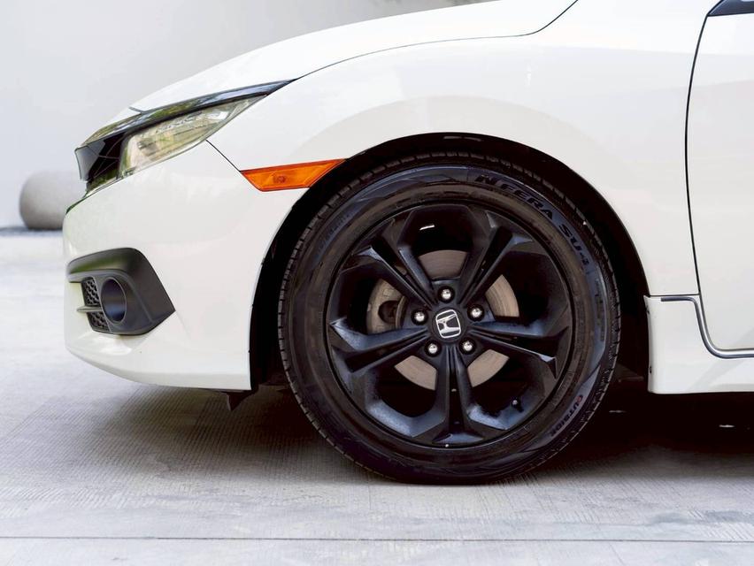 Honda Civic 1.8EL (FC) ปี 2017 ♨️ #ประกันเครื่องเกียร์3ปี3หมื่นkm ♨️ รูปที่ 9