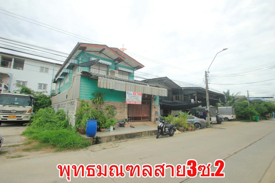 บ้านเดี่ยว2ชั้น 30ตารางวา พุทธมณฑลสาย3 ซ.2 ถ.ทวีวัฒนา ริมถนนเมน หลังบิ๊กซีเพชรเกษม-สาย3 บ้านนอกโครงการอิสระไม่มีค่าส่วนกลาง เดินทางสะดวก ใกล้ถนนใหญ่ 1