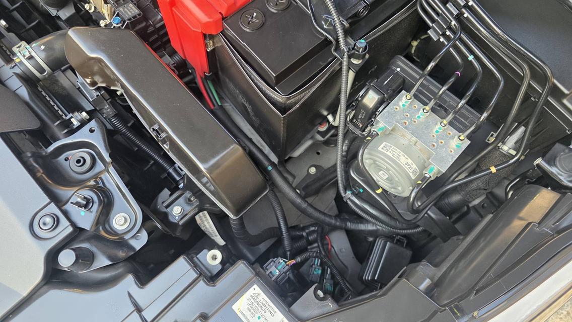 รถยนต์ Honda City Hatchback RS สีดำ มือสอง ปี 2021 รูปที่ 2