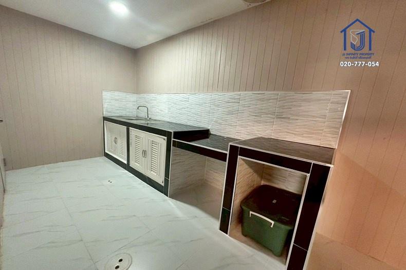 ทาวน์เฮาส์ 8