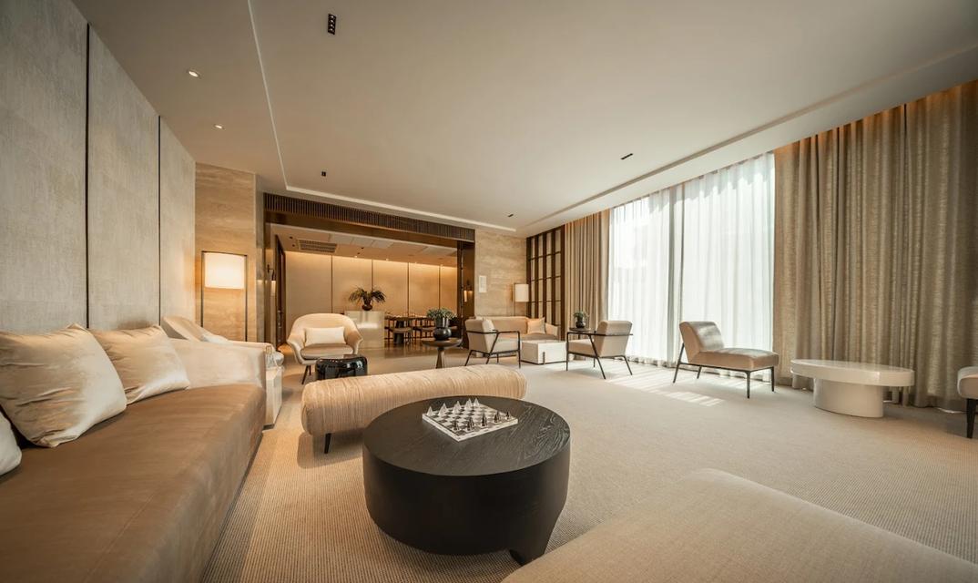The Strand Thonglor Super Luxury ใจกลางทองหล่อ
