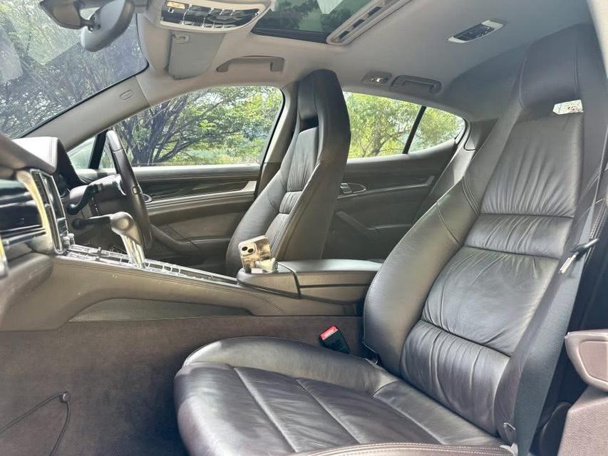 Porsche Panamera 3.0 ปี12 9