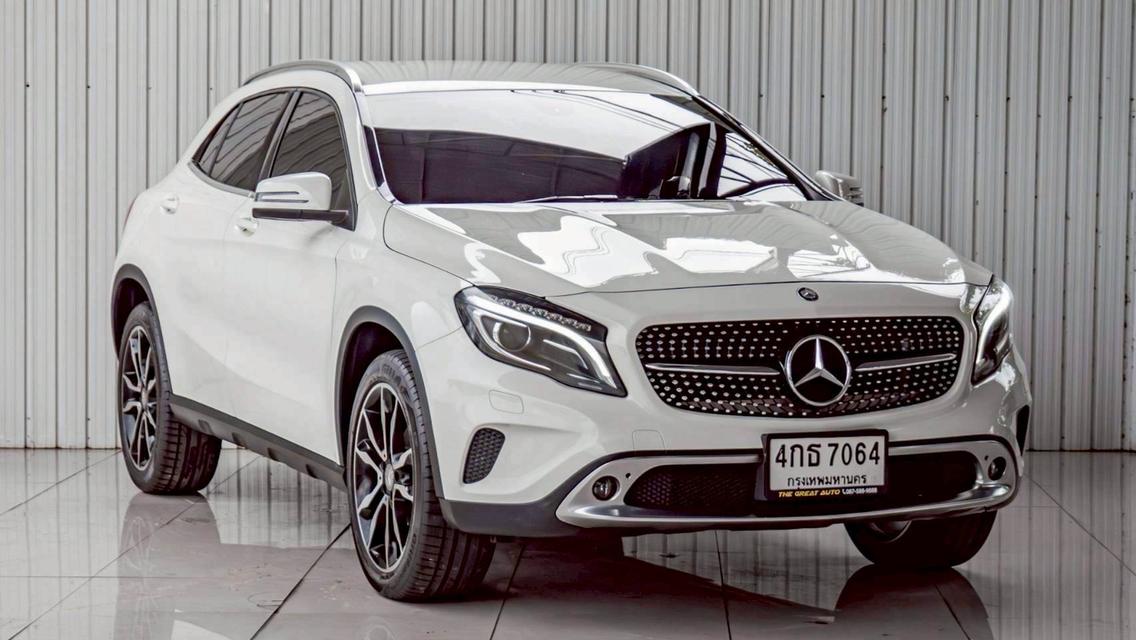 BENZ GLA-CLASS, 200 ปี 2015