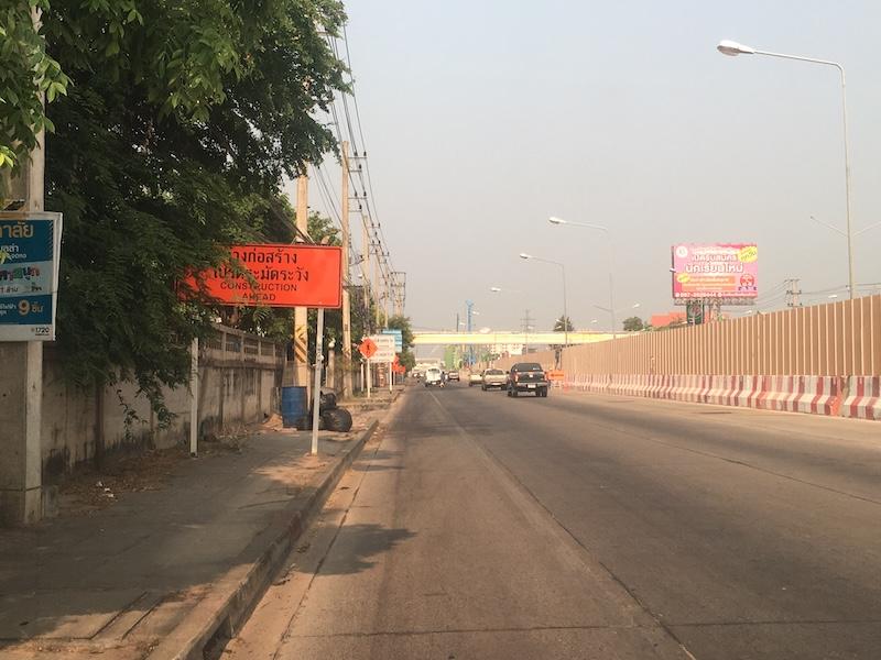ขายที่ดินกลางเมืองโคราช ติดถนนมิตรภาพใกล้เซ็นทรัลโคราช เนื้อที่ 11-3-97ไร่ หน้ากว้าง 101 เมตร ลึก 165 เมตร ด้านข้างติดซอ 2