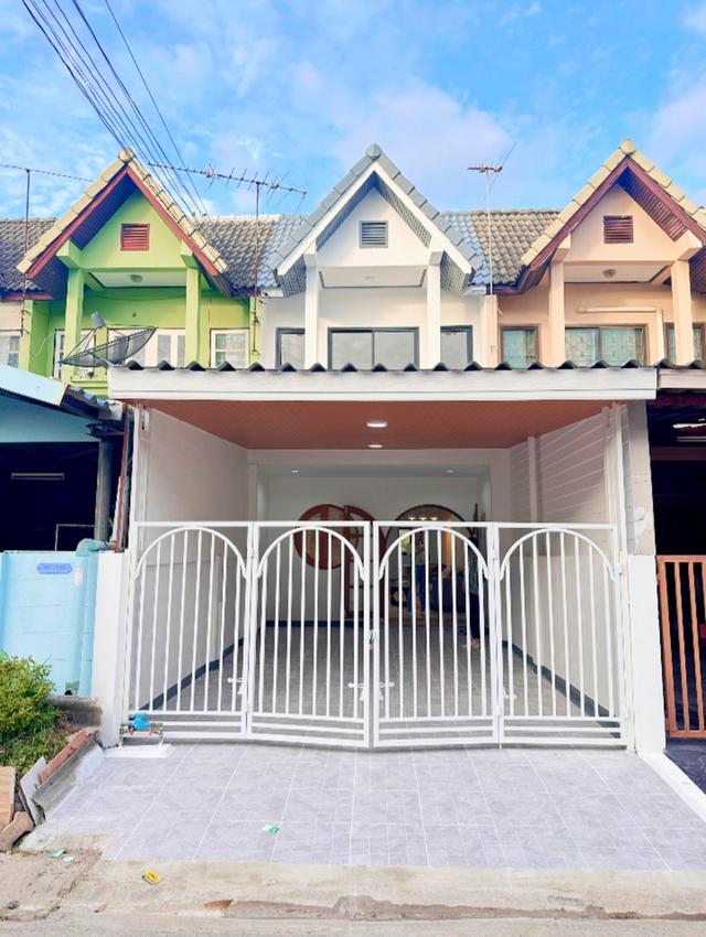 วนารมย์ ถ.ฉลองกรุง 24 1