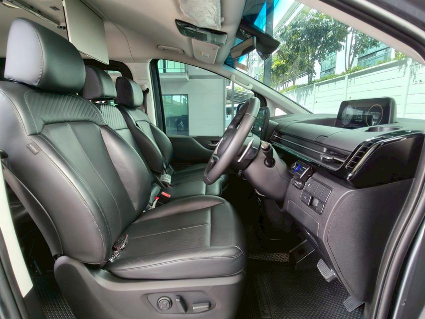 รถเข้าใหม่! Hyundai Staria SEL 2021 สีเทาเข้ม 7