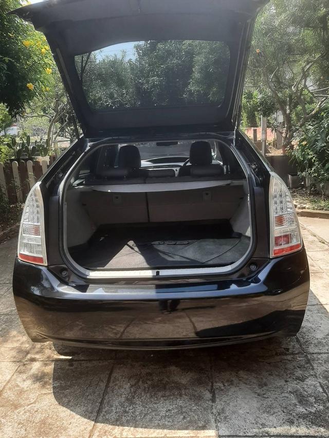 Toyota Prius ปี 2011