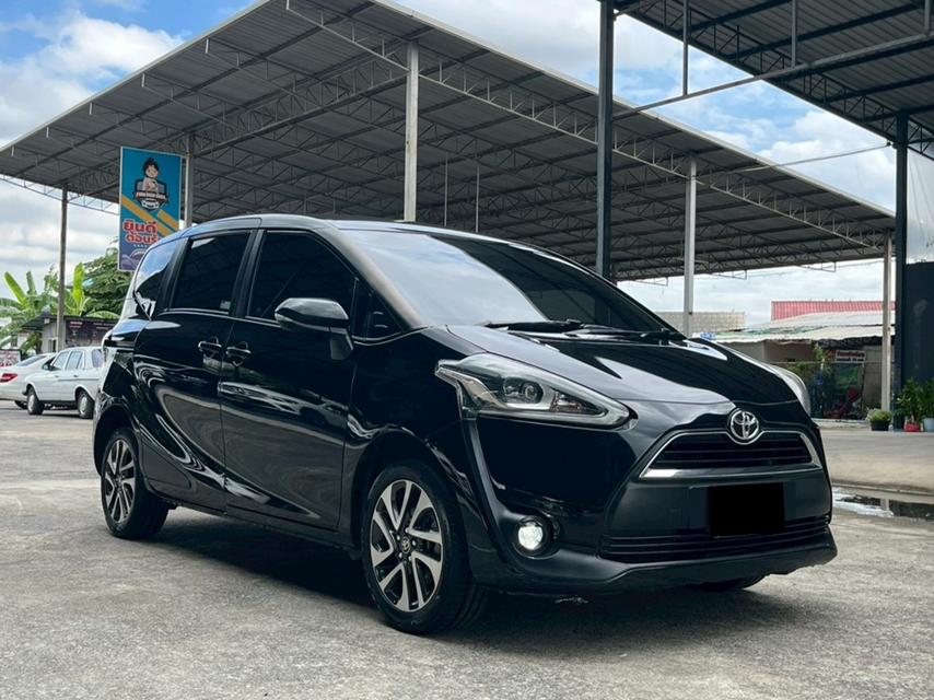 รถเข้าใหม่! TOYOTA SIENTA 1.5 V Wagon ปี 2017 3