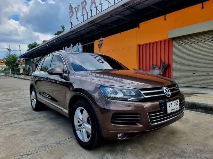 Volkswagen Touareg ขายด่วน