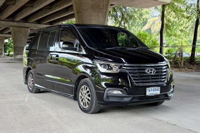 🚗 2023 Hyundai H1 2.5 Elite AT รูปที่ 3