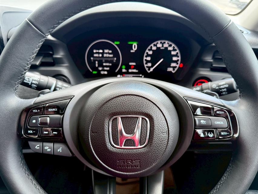 HONDA HRV 1.5EL e-HEV 2024 สีขาว ประหยัดน้ำมัน ไมล์น้อย มือเดียว 11