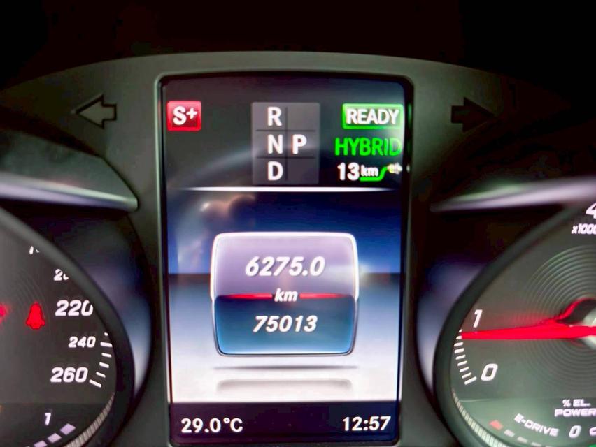 รหัสรถ KPV3682 📌2018 BENZ C350e AVANTGARDE