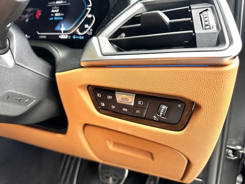 BMW 330e Plug-in Hybrid M Sport ปี2021 รถมือเดียว 6