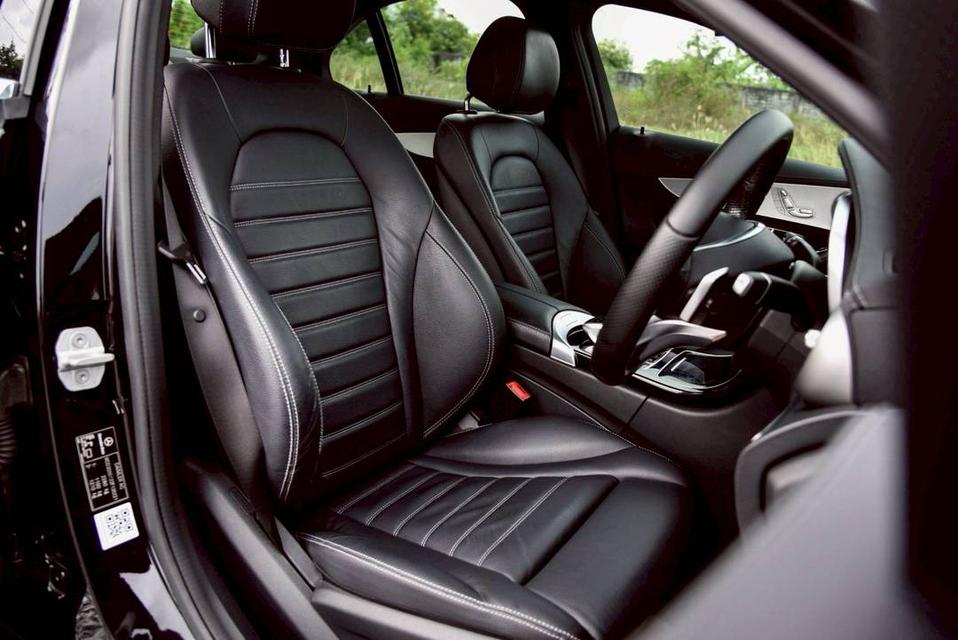 Mercedes Benz C300 AMG BlueTec Hybrid