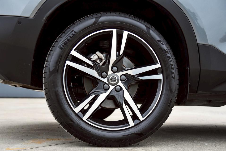 รหัสรถ CBL5711 🚗  XC40  T5 R-Design ยาง PIRELLI ปี 2024 SUV 8