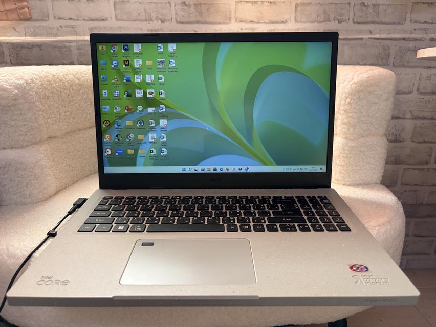 Notebook Acer Aspire Vero AV15-51-732P มือสอง (ทักมาสอบถามได้)